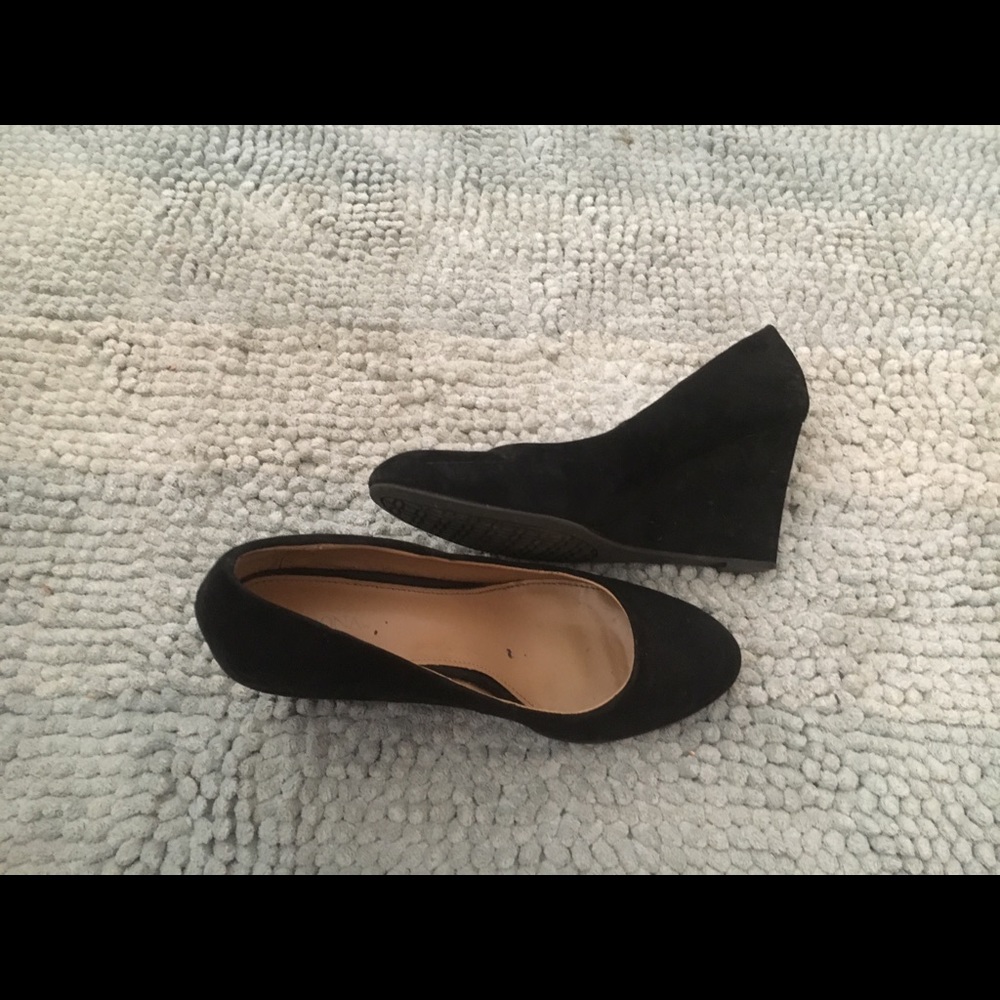 Merona from target wedge pumps barely used
